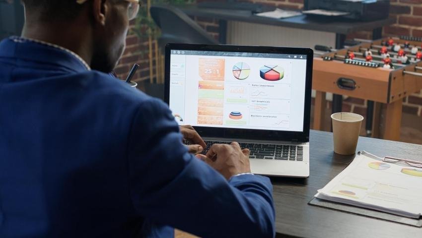 Tableau de bord en temps réel développé avec React et Supabase